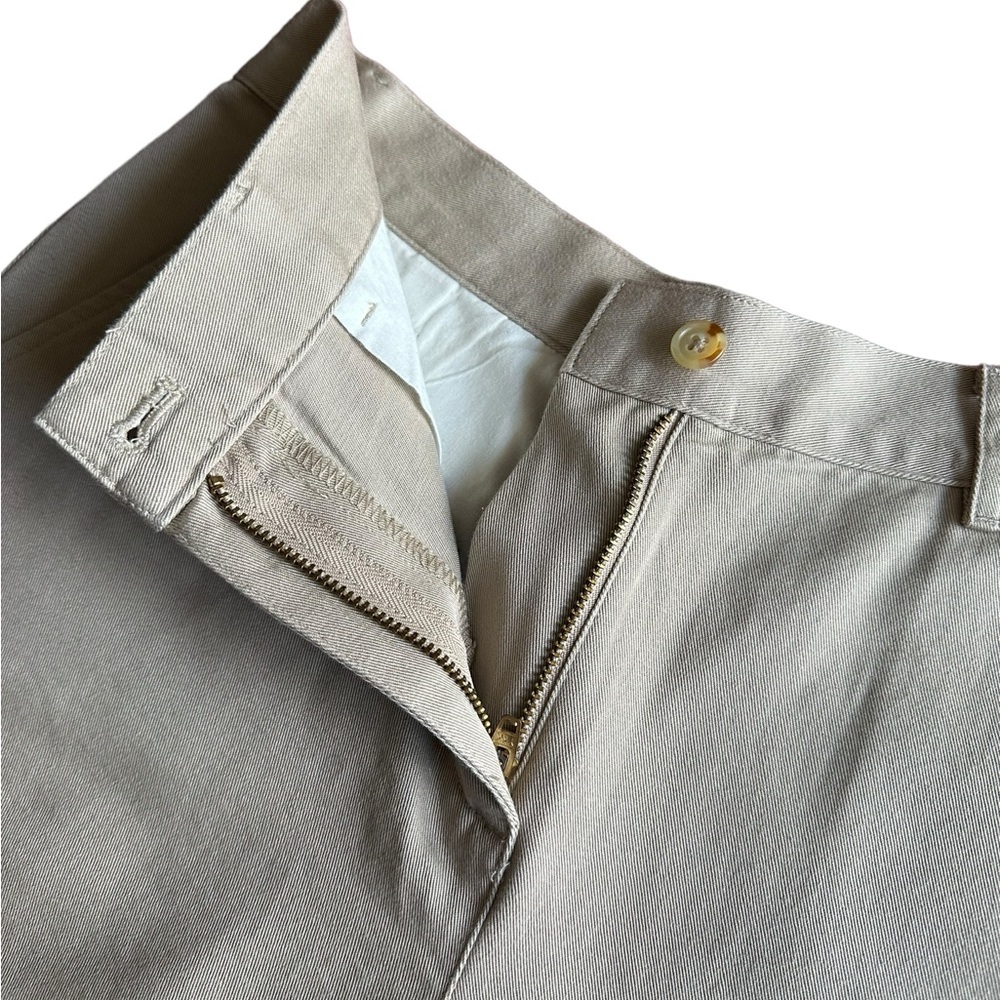 Lauren Ralph Lauren | Womens Size 2P Kakhi Gold Buttons High Rise Bermuda Shorts - Picture 3 of 15